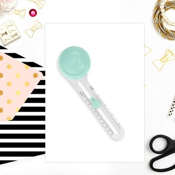 Станок для вырезания бумажных кругов.