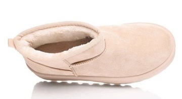 БЕЖЕВЫЕ БОТИНКИ НА УТЕПЛЕННОЙ ПЛАТФОРМЕ 40