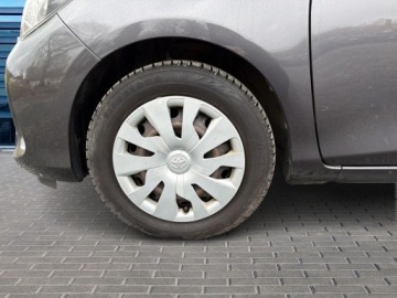 Toyota Yaris III Hatchback 5d Facelifting 1.33 Dual VVT-i 99KM 2016 Toyota Yaris 1.33 Premium MS EU6 III (2011-2019) T, zdjęcie 15