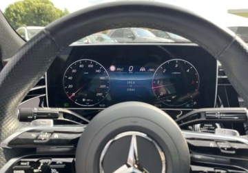 Mercedes Klasa E W214 2024 Mercedes-Benz Klasa E 220d 4MATIC Sedan Gwarancja do 2029 roku AMG Line, zdjęcie 9