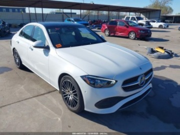 Mercedes Klasa C W206 2025 Mercedes-Benz Klasa C 2025 MERCEDES-BENZ C 300 2.0 Benzyna 255KM, zdjęcie 4