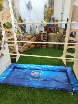 Ров под препятствием - водный узор - Hobby Horse