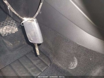 Volkswagen Tiguan II 2021 Volkswagen Tiguan 2021 VOLKSWAGEN TIGUAN 2.0T SE2.0T SE R-LINE 2.0 Benzyna, zdjęcie 10