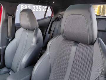 Peugeot 2008 II SUV 1.2 PureTech 130KM 2021 Peugeot 2008 GT Automat Panorama Kamera Full LED 1.2 Benzyna 130KM, zdjęcie 15