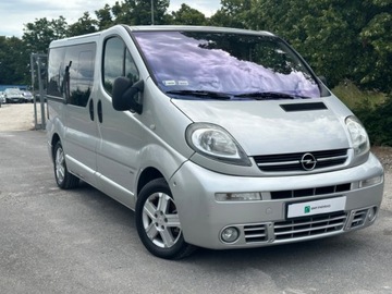 Opel Vivaro A 2006 Opel Vivaro Opel Vivaro kampervan 7 osobowy 3 x klima Westfalia lozko kamp, zdjęcie 17