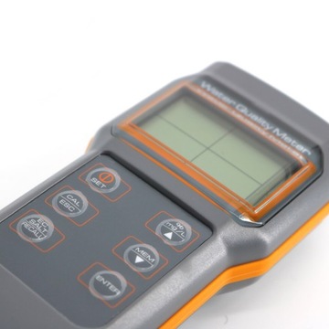 Analizator parametrów wody AZ 86031