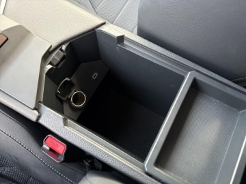 Toyota C-HR II SUV Plug-In 2.0 Hybrid Dynamic Force Plug-in  223KM 2025 Toyota C-HR 2.0 PHEV Executive 2.0 PHEV Executive|, zdjęcie 22