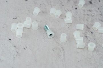 белая втулка для плетеного кабеля LOFT