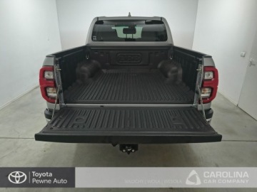 Toyota Hilux VIII Podwójna kabina Facelifting 2.8 D-4D 204KM 2023 Toyota Hilux 2.8 D-4D Double Cab SR5 4x4 2.8 D-4D, zdjęcie 16