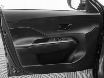 Hyundai Kona I Crossover Facelifting 1.0 T-GDI 120KM 2023 Hyundai Kona DW4WP86#1.0 T-GDI Smart DCT Podgrz.f, zdjęcie 8