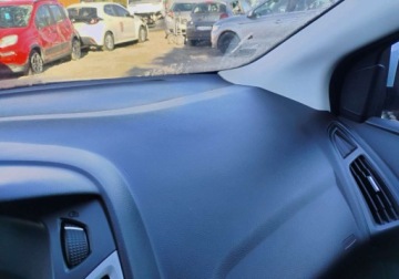 Ford Focus III Kombi 1.6 Duratorq TDCi DPF 115KM 2012 Ford Focus 122012r, SALON POLSKA. Lekko przetarty prawy bok. Jezdzi 1.6, zdjęcie 16