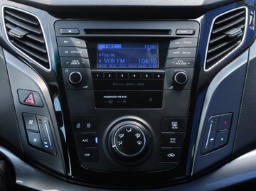 Hyundai i40 Kombi 1.7 CRDi HIGH 136KM 2013 Hyundai i40 1.7 CRDi, Klima, Tempomat, zdjęcie 11