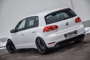 Volkswagen Golf VI Hatchback 5d 2.0 GTi 210KM 2011 Volkswagen Golf VW GOLF GTI 2.0TSI 210KM DSG 5-DRZWI BBS-18 LED Navi Gwara, zdjęcie 8