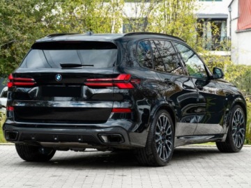 BMW X5 G05 SUV Facelifting 3.0 30d 298KM 2026 BMW X5 xDrive30d Sport Suv 3.0 (298KM) 2026, zdjęcie 3