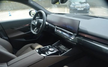 BMW Seria 5 G90-91 Touring 2.0 520d 197KM 2025 BMW Seria 5 BMW Bonkowscy Salon Polska Promocyjne Finansowanie 2.0, zdjęcie 8