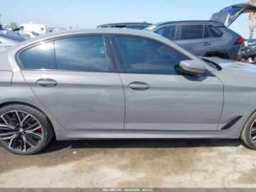 BMW Seria 5 G30-G31 2022 BMW Seria 5 540I 2022 3.0 Benzyna 335KM, zdjęcie 5