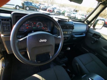 Jeep Wrangler II 4.0 i 178KM 2006 JEEP WRANGLER II (TJ) Wyciągarka, Manual, 53611 mil,2xklucz, 4.0 i 178KM, zdjęcie 14