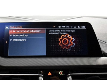 BMW Seria 1 F40 Hatchback M 2.0 M135i 306KM 2023 BMW 135 Adaptive Led/ Fotele M/ Systemy Asystujące, zdjęcie 21