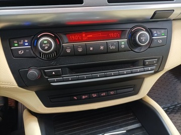 BMW X6 E71 Crossover Facelifting M50d 381KM 2014 BMW X6 550d 381PS Individual M-Pakiet Polski Salon Dociągi Bogata Wersja, zdjęcie 17