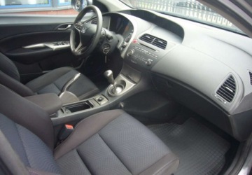 Honda Civic VIII Hatchback 3d 1.4 i-VTEC 100KM 2009 Honda Civic Honda Civic VIII Salon PL - I wlasciciel 1.3 Benzyna 100KM, zdjęcie 17