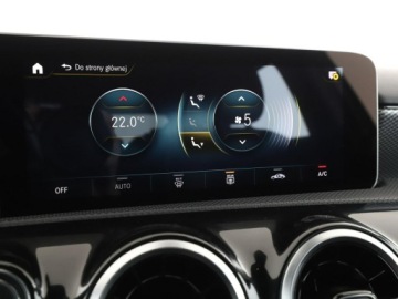 Mercedes Klasa A W177/V177 Hatchback 1.3 200 163KM 2018 Mercedes A 200 automat półskóra navi klima auto, zdjęcie 25