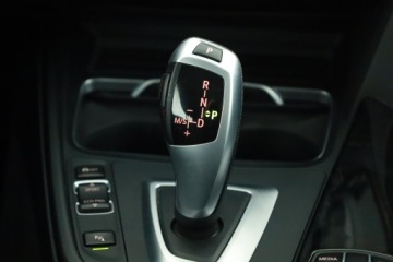 BMW Seria 3 F30-F31-F34 Touring Facelifting 1.5 318i 136KM 2018 BMW 3 318 i, Salon Polska, Automat, Navi, Klima, zdjęcie 15