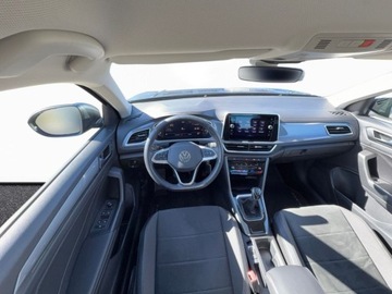 Volkswagen T-Roc I SUV Facelifting 1.5 TSI ACT 150KM 2023 Volkswagen T-Roc 1.5 TSI Style 150KM, Manual, Serwis ASO, Maly przebieg, F, zdjęcie 13