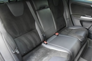 Volvo XC60 I SUV Facelifting 2.0 D4 DRIVE-E 190KM 2017 Volvo XC 60 VOLVO XC60 2.0 D4 190KM R-DESIGN BLIS Navi Kamera Gwarancja 12, zdjęcie 34