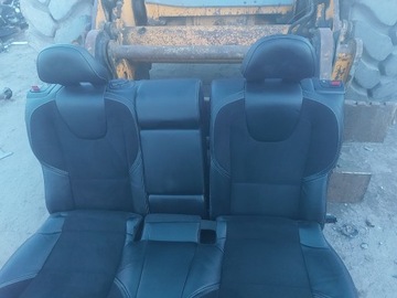 SEDADLA POHOVKA POLOKOŽENÝ VOLVO V40 II R-DESIGN UK KOMPLET
