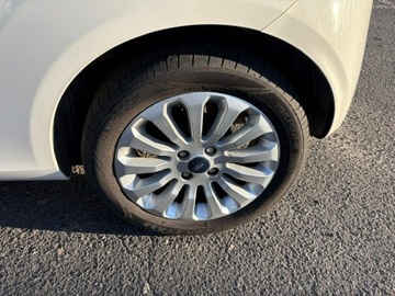 Ford Ka III 1.2 Duratec 69KM 2012 Ford KA 1.2 Klima Panorama 2012, zdjęcie 7