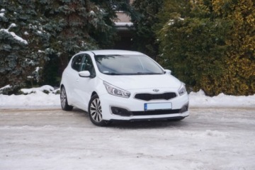 Kia Ceed II Hatchback 5d Facelifting 1.6 GDI 135KM 2016 Kia Ceed 1rej.2017 Tempomat Czuj.park Czuj. zmierzchu i deszczu FV23, zdjęcie 2