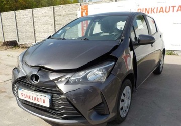 Toyota Yaris III Hatchback 5d Facelifting 2017 1.0 VVT-i 72KM 2019 Toyota Yaris Okazja Benzyna 72KM, zdjęcie 8