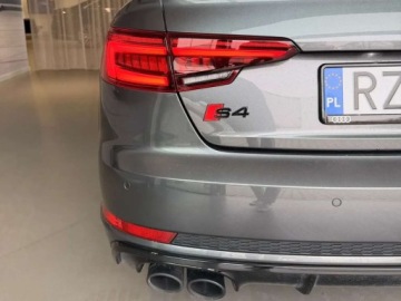 Audi A4 B9 S4 Limousine 3.0 TFSI 354KM 2017 Audi S4 Limousine Japonia, bezwypadkowy, niski przebieg 3.0 Benzyna 354KM, zdjęcie 5