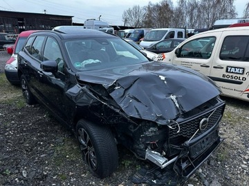 Volvo S60 III 2023 Volvo XC 60 2.0-197KM Hybr-Diesel/E Model 2024, zdjęcie 2