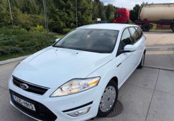 Ford Mondeo IV Kombi 1.6 Duratorq TDCi 115KM 2013 Ford Mondeo Ford Mondeo 1.6 TDCi ECOnetic Start-Stopp Trend 1.6 Diesel