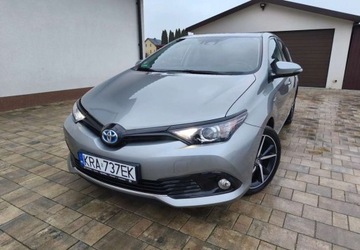 Toyota Auris II 2018 Toyota Auris Toyota Auris 1.8 Hybryda 99KM