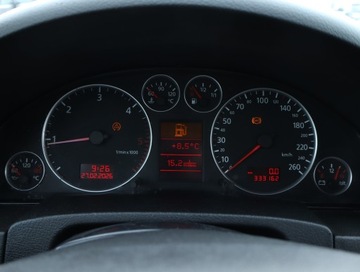 Audi A6 C5 Sedan 1.9 TDI 130KM 2003 Audi A6 1.9 TDI, Klima, Klimatronic,ALU, El. szyby, zdjęcie 9