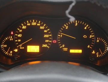 Toyota Avensis II Kombi 2.0 D-4D 116KM 2004 Toyota Avensis 2.0 D-4D, Klima, Klimatronic,ALU, zdjęcie 10