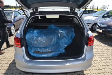 Volkswagen Passat B7 Variant 1.6 TDI CR DPF BlueMotion 105KM 2013 Volkswagen Passat Variant (365) 1.6 TDI 105 KM z Niemiec ,Opłacony, zdjęcie 8