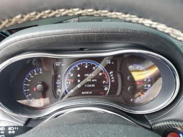 Jeep Grand Cherokee IV 2017 Jeep Grand Cherokee SRT-8 2017 6.4l 6.4 Benzyna 475KM, zdjęcie 9