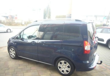 Ford Tourneo Courier I Mikrovan 1.5 TDCi 75KM 2017 Ford Tourneo Courier Ford Tourneo Courier Salon PL - serwis 1.5 Diesel 75KM, zdjęcie 8