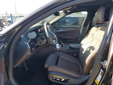 BMW Seria 5 G30-G31 2021 BMW Seria 5 540XI 2021 3.0l 3.0 Benzyna 335KM, zdjęcie 7