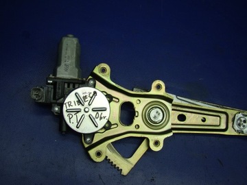 ZVEDÁK OKNO ZADNÍ PRAVÝ SUBARU TRIBECA 06R