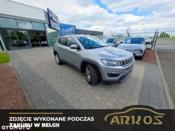 Jeep Compass II SUV 1.4 MultiAir 140KM 2020 Jeep Compass Jeep Compass 1.4 MultiAir Longitude 1.4 Benzyna 140KM, zdjęcie 8
