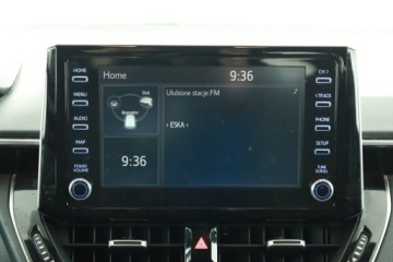 Toyota Corolla XII TS Kombi 1.8 Hybrid 122KM 2019 Toyota Corolla 1.8 Hybrid, Salon Polska, Automat, zdjęcie 8