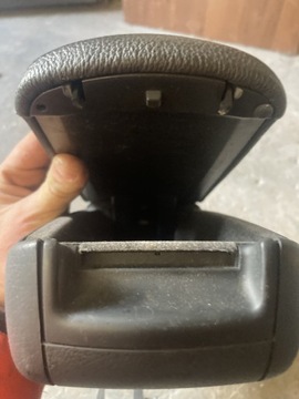 ЧЕРНЫЙ КОЖАНЫЙ ПОДЛОКОТНИК AUDI A4 B6 B7