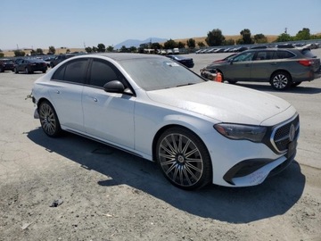 Mercedes Klasa E W214 2024 Mercedes-Benz Klasa E 350 4Matic 2024 2.0l 2.0 Benzyna 255KM, zdjęcie 4