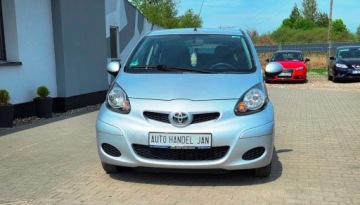 Toyota Aygo I Hatchback 3d 1.0 VVT-i 68KM 2011 Toyota Aygo 1,0 Ben Klima Benzyna 68KM, zdjęcie 14