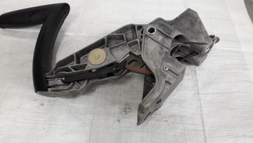 РЫЧАГ РУЧНИКА AUDI A3 8P ЕВРОПА 8P0711303A