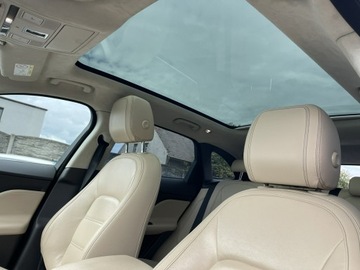 Jaguar F-Pace SUV 2.0 iD4 240KM 2018 Jaguar F-PACE Automat AWD Kamera Led Panorama, zdjęcie 12
